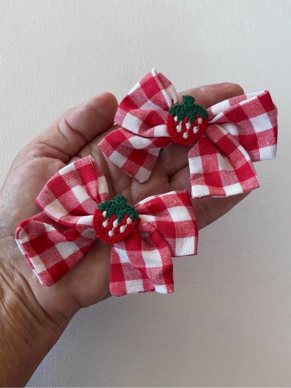 Red Gingham Strawberry Bow‎ Hair Clips Set